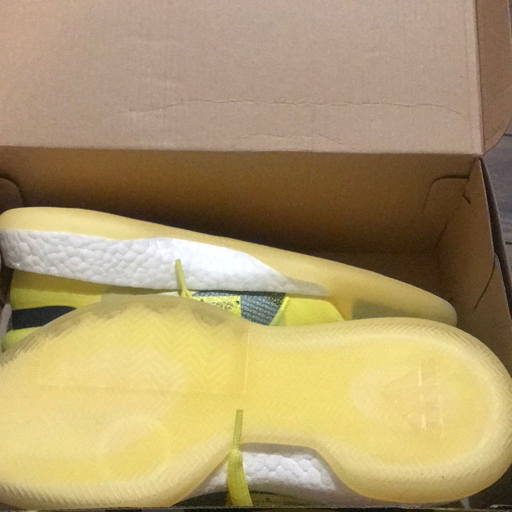 Marquee Boost Low size 8.5 mens